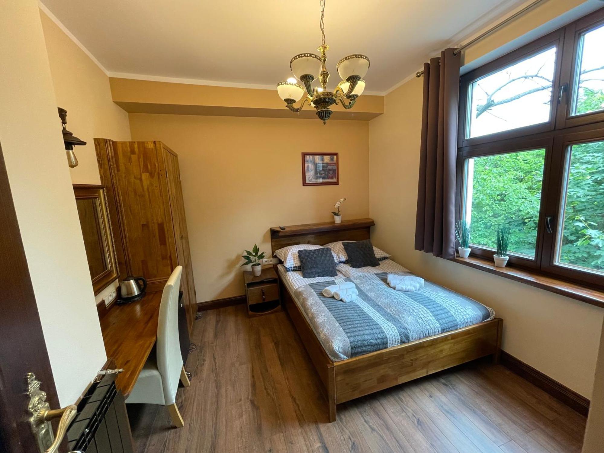 Dworek Oliwski Bed and Breakfast Gdansk Exterior foto
